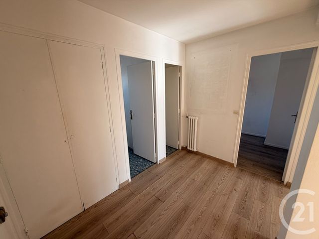 Appartement F2 à vendre - 2 pièces - 51.92 m2 - BEAUCHAMP - 95 - ILE-DE-FRANCE - Century 21 La Voie Romaine