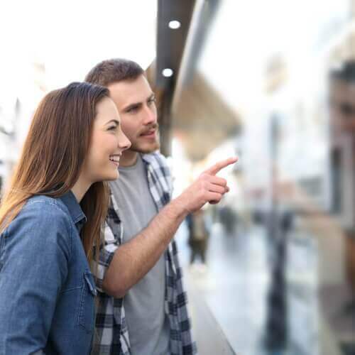 notre agence <span class='tw-capitalize'>CENTURY 21 La Voie Romaine</span> 